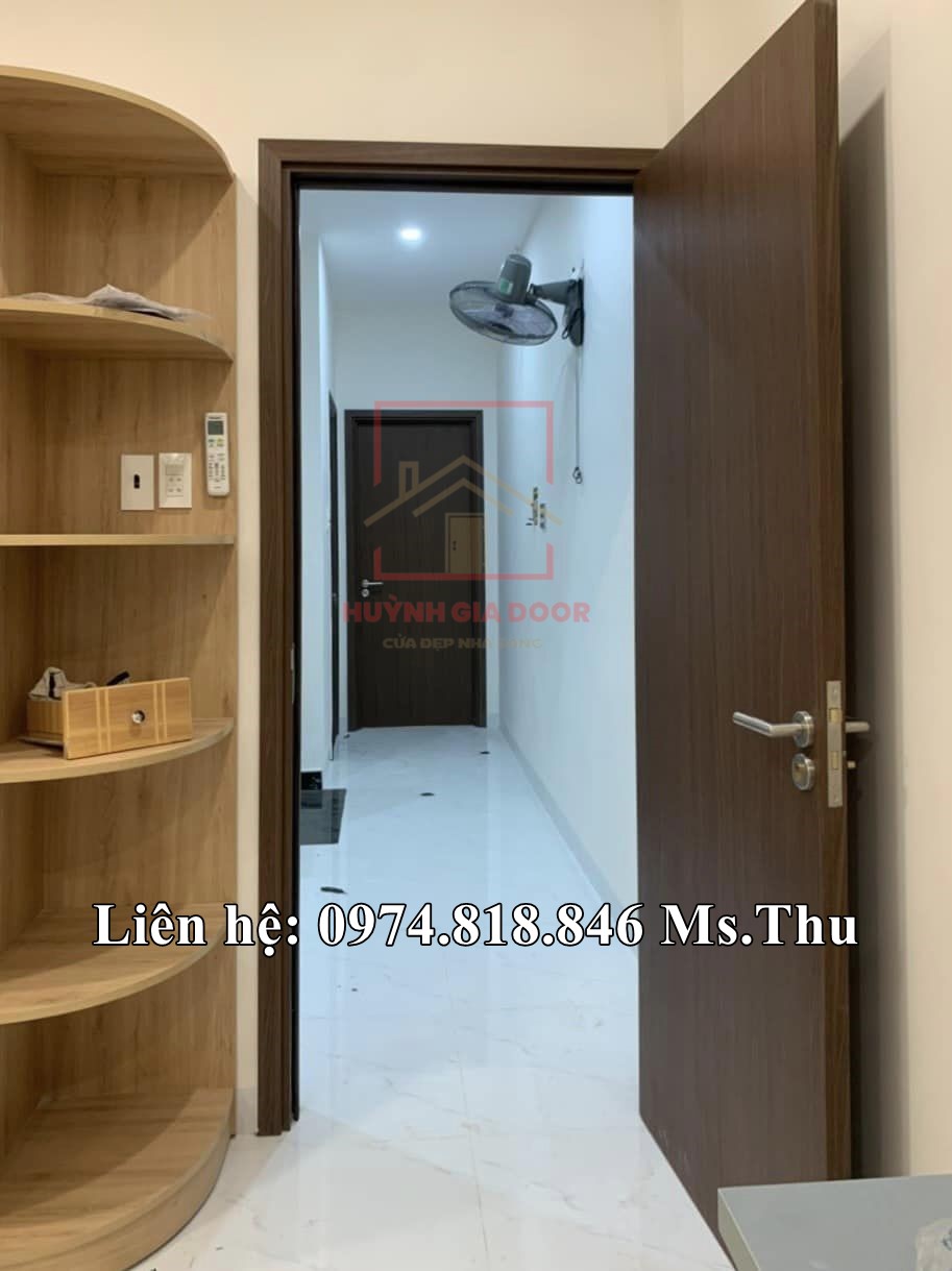 Cửa nhựa Composite tại TPHCM