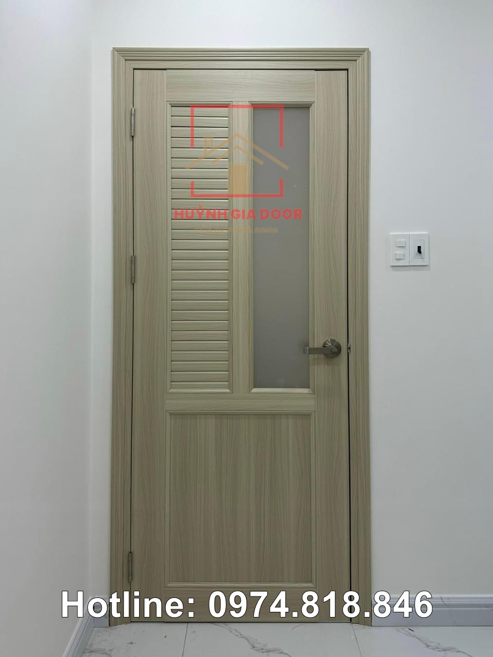 Cửa nhựa giả gỗ tại Long An